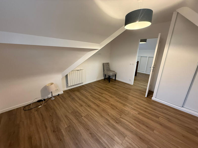 Maison - 160 m² - 9 pièces