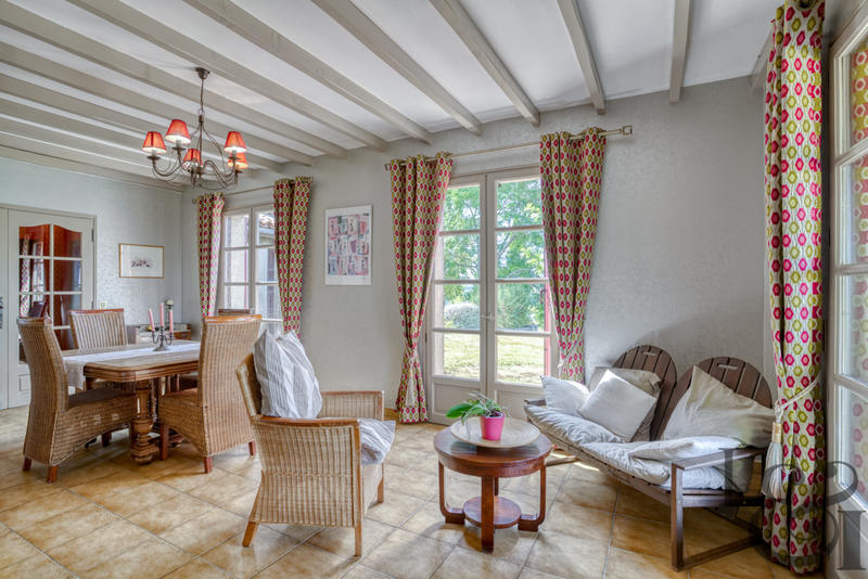 Maison - 160 m² - 6 pièces