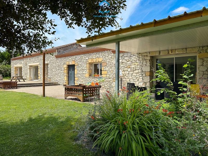 Propriété - 160 m² - 6 pièces