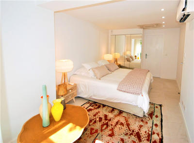 Maison - 190 m² - 4 pièces