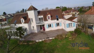 Maison d'architecte - 195 m² - 6 pièces