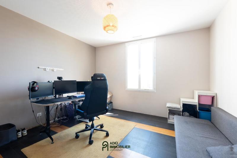 Propriété - 252 m² - 5 pièces