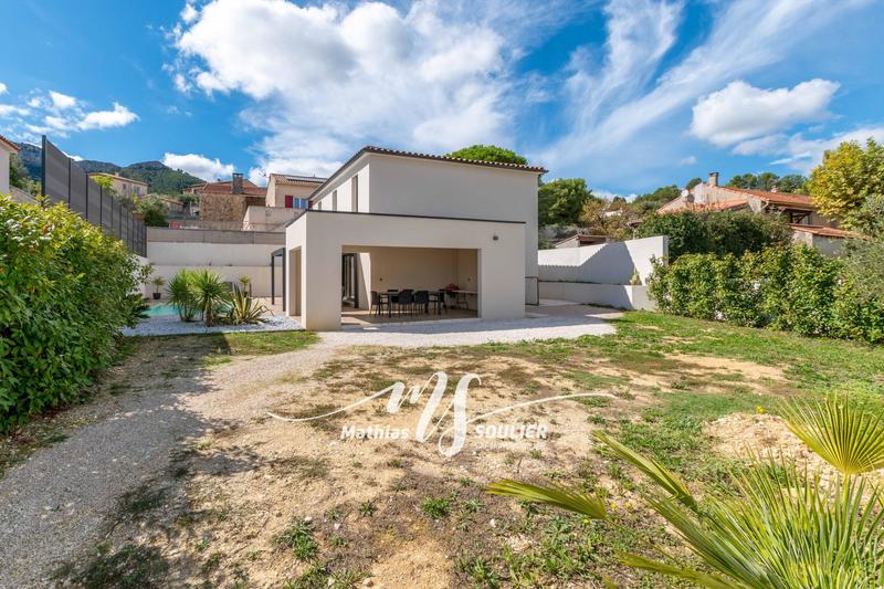 Maison - 145 m² - 4 pièces