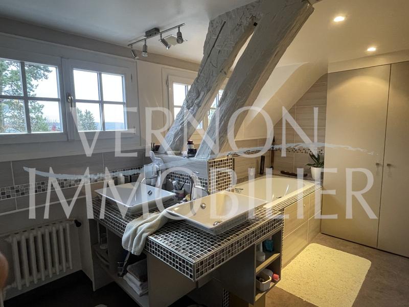 Maison - 192 m² - 6 pièces