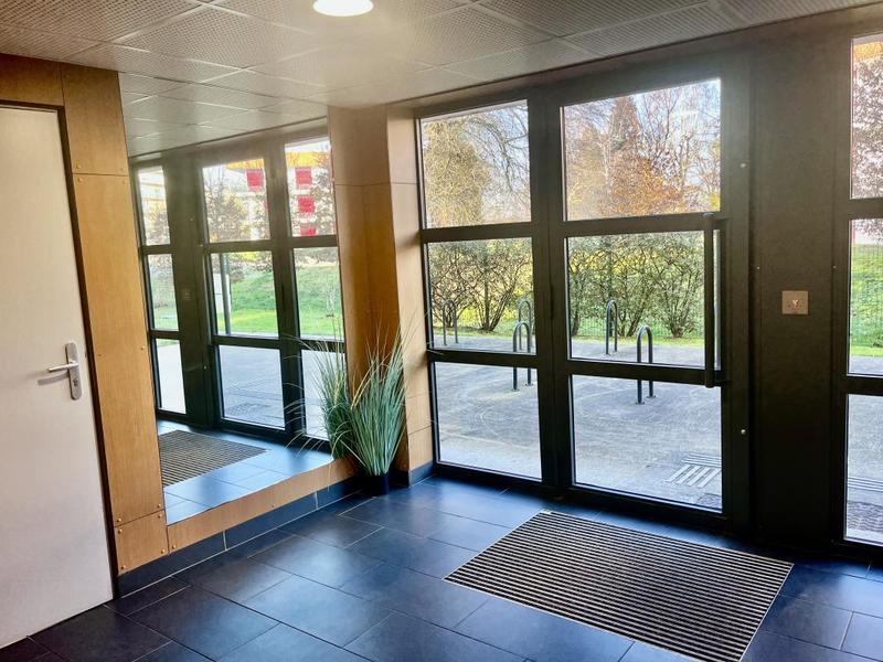 Appartement ancien - 69 m² - 3 pièces