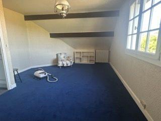 Maison - 258 m² - 8 pièces