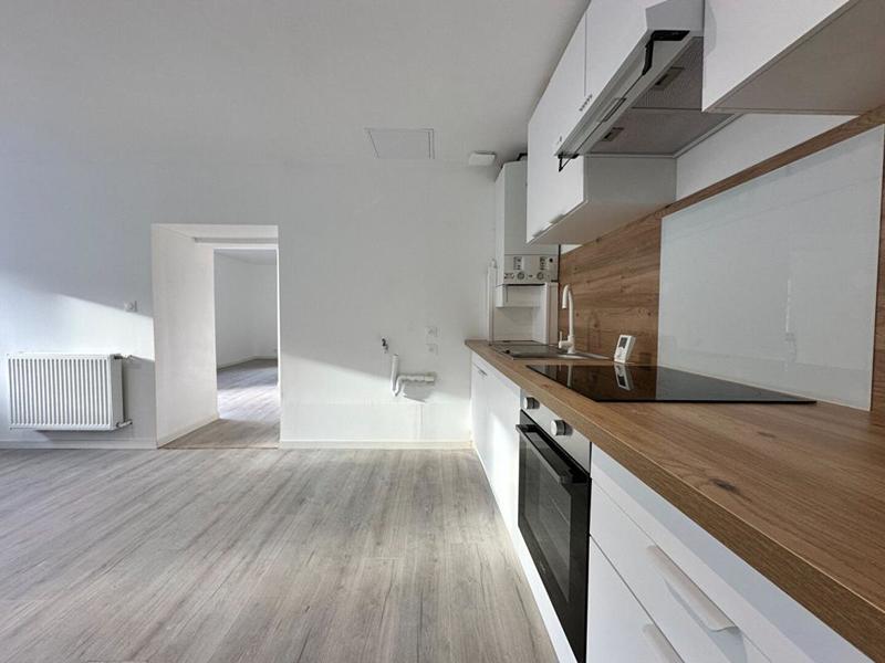 Maison en pierre - 78 m² - 3 pièces