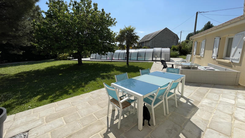 Villa - 151 m² - 9 pièces