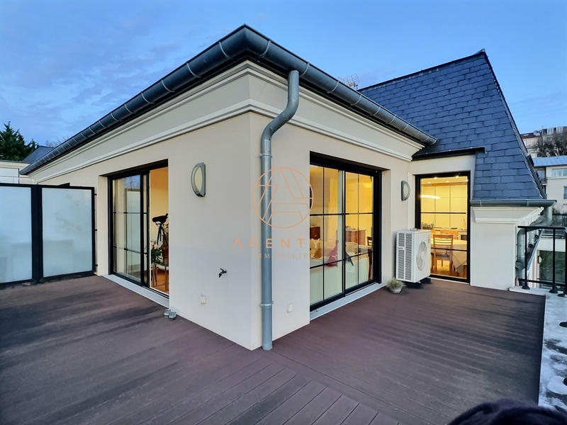 Appartement - 130 m² - 6 pièces