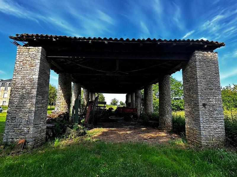 Maison en pierre - 101 m² - 4 pièces