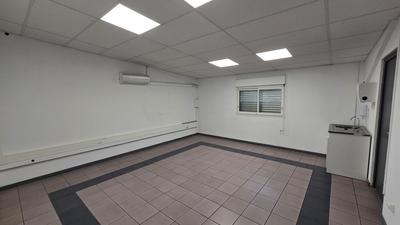 Bureau - 394 m²