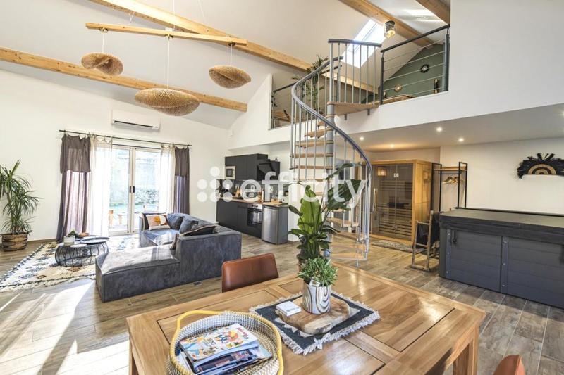 Maison - 82 m² - 3 pièces