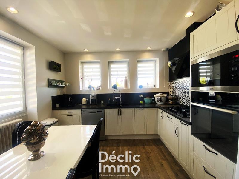 Maison - 147 m² - 6 pièces