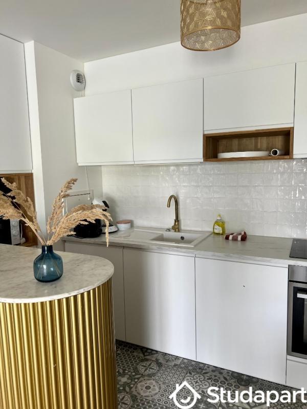 Chambre - 13 m² - 1 pièce