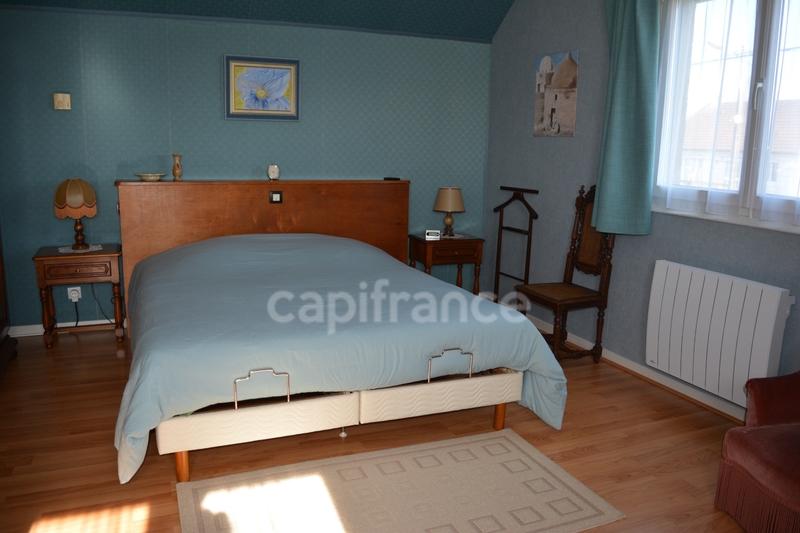 Maison - 262 m² - 8 pièces