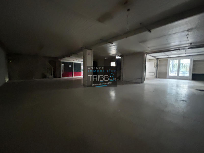 Local commercial - 178 m²
