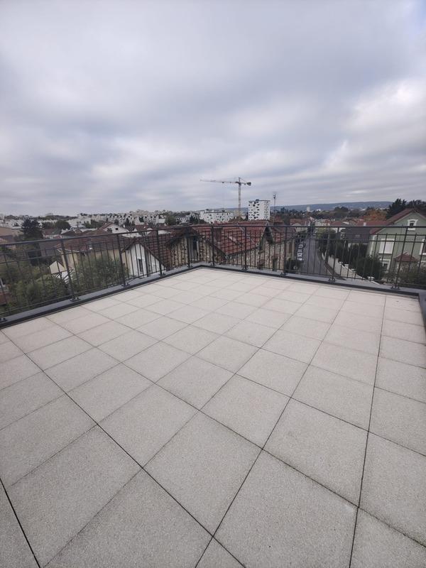 Appartement - 92 m² - 4 pièces