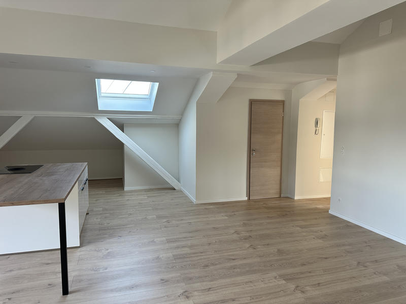 Appartement - 95 m² - 4 pièces