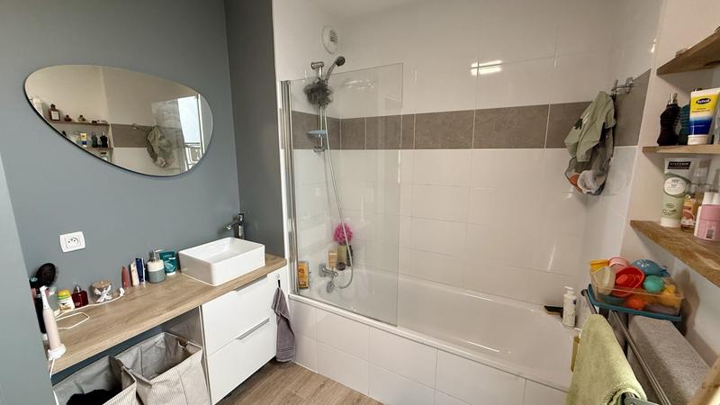 Appartement - 64 m² - 3 pièces