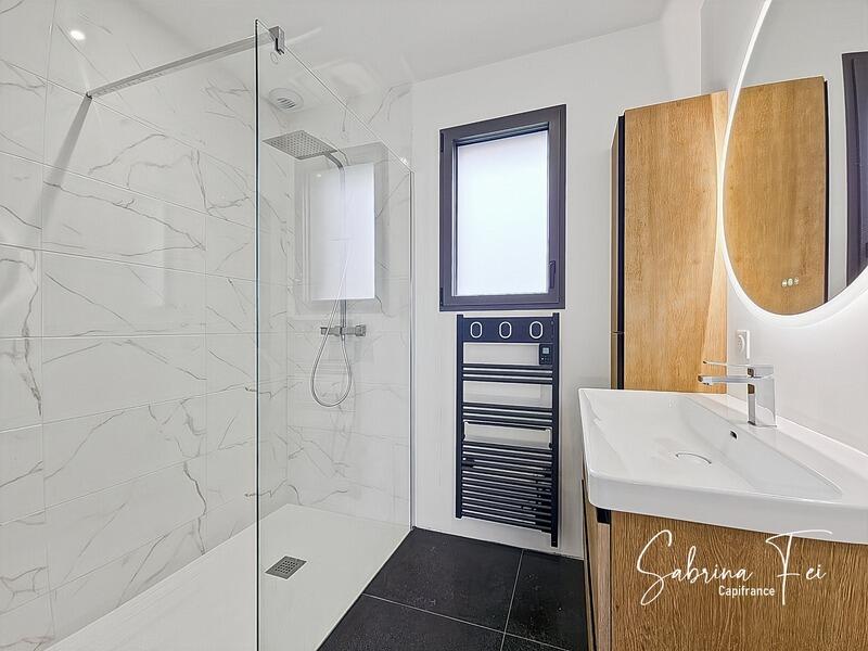 Maison - 144 m² - 6 pièces