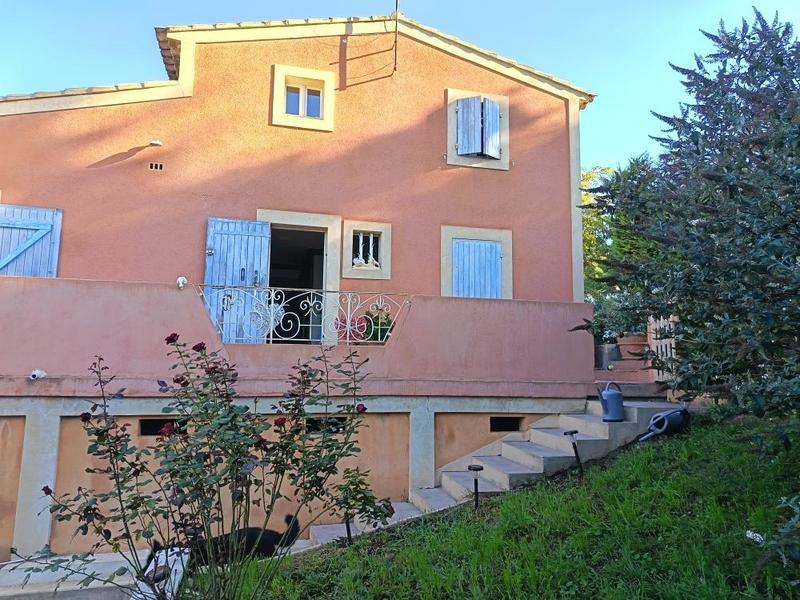 Maison - 175 m² - 8 pièces