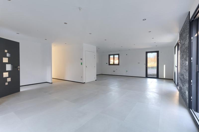 Maison - 121 m² - 5 pièces