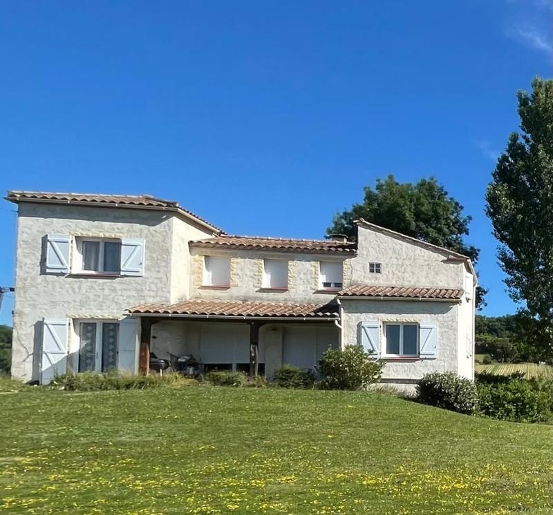 Maison - 120 m² - 5 pièces