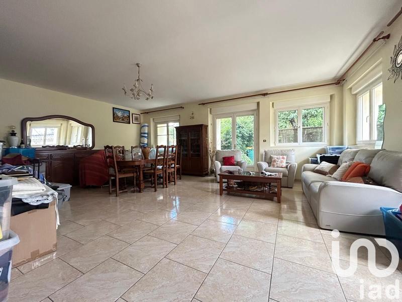 Maison - 257 m² - 8 pièces