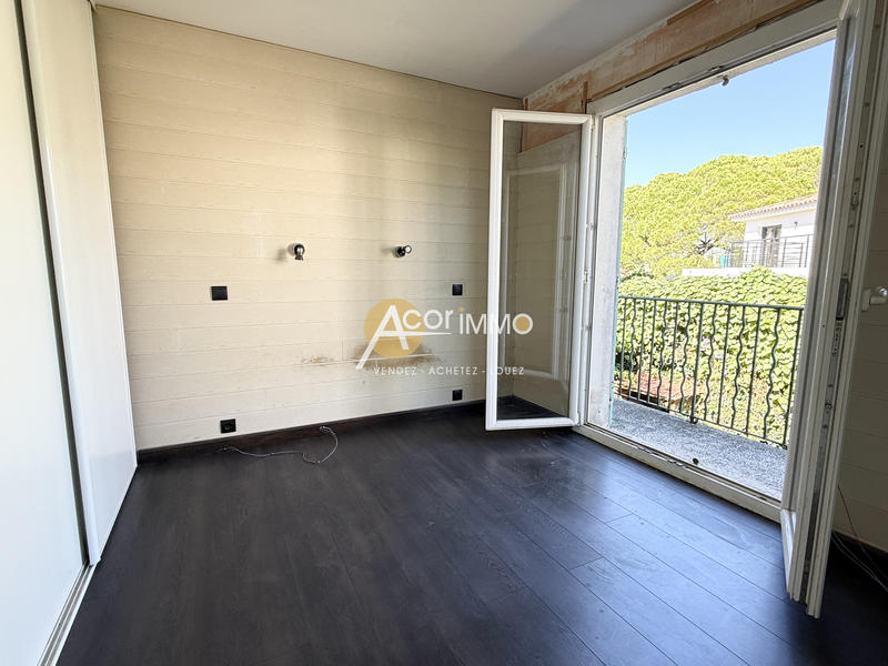 Maison - 97 m² - 5 pièces