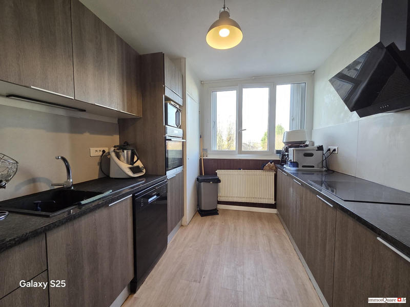 Appartement - 82 m² - 4 pièces