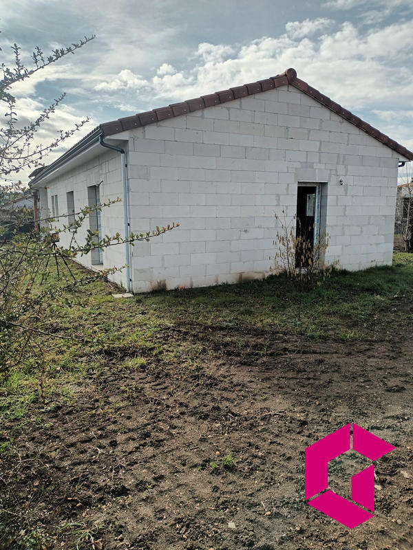 Maison - 105 m² - 4 pièces