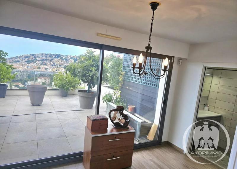 Appartement - 108 m² - 4 pièces