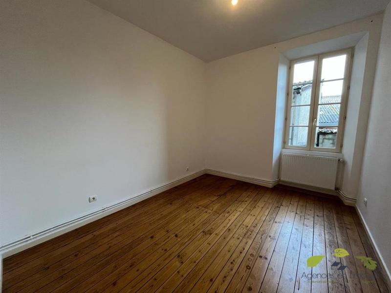 Appartement - 80 m² - 3 pièces
