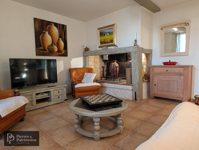 Propriété - 248 m² - 10 pièces