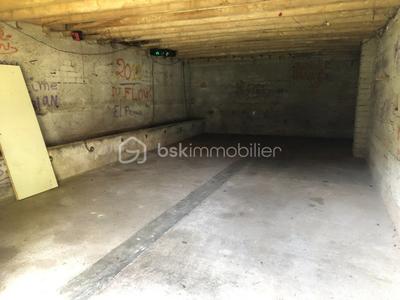 Demeure - 263 m² - 8 pièces