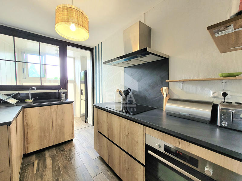 Appartement - 84 m² - 3 pièces