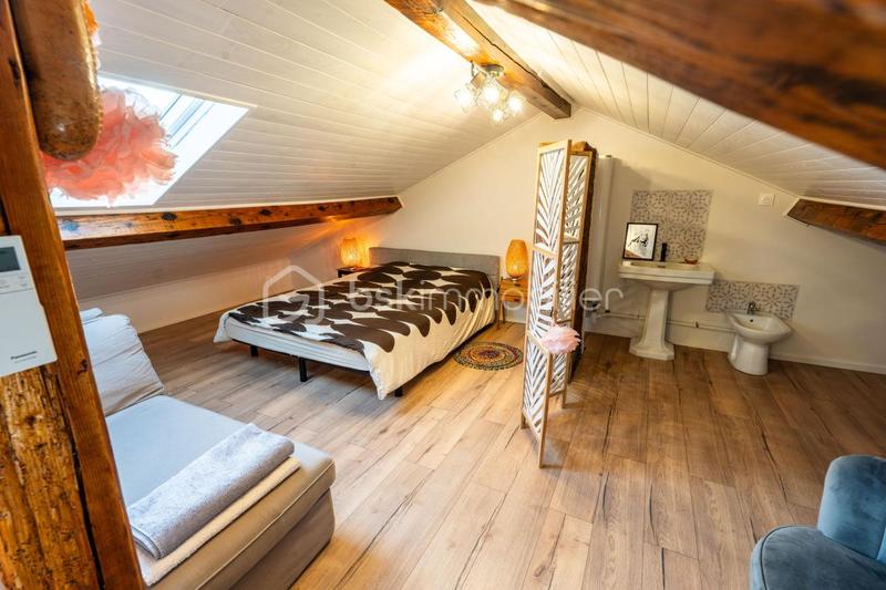 Maison - 160 m² - 6 pièces