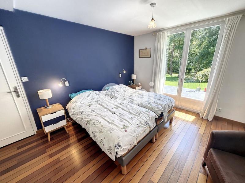 Villa - 270 m² - 8 pièces