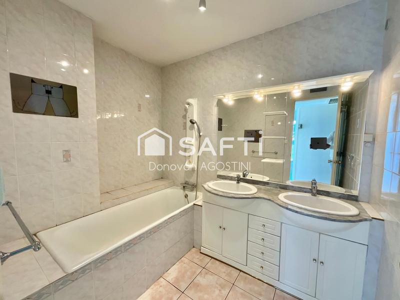 Appartement - 105 m² - 4 pièces