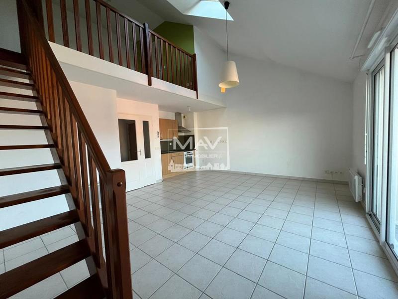 Studio - 49 m² - 1 pièce