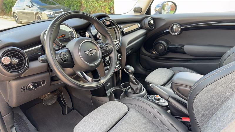 Mini Cooper III 1.5 136 Bva7 Blackfriards