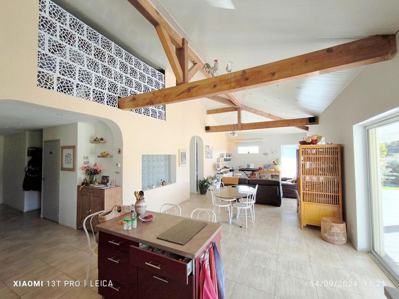 Maison - 169 m² - 6 pièces