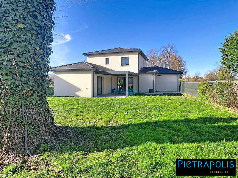 Maison - 145 m² - 6 pièces