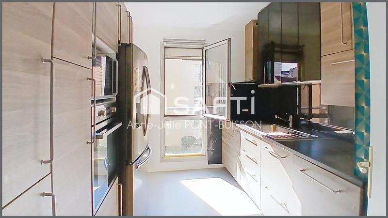 Appartement - 84 m² - 4 pièces