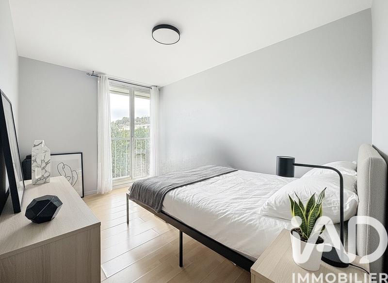 Appartement - 77 m² - 4 pièces