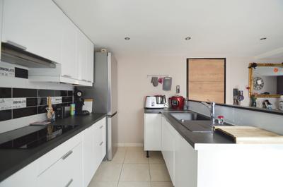 Maison - 140 m² - 6 pièces