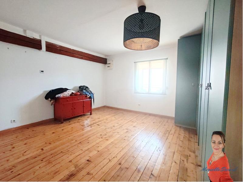 Maison - 248 m² - 9 pièces