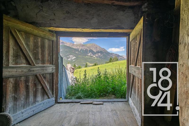 Maison - 300 m² - 4 pièces