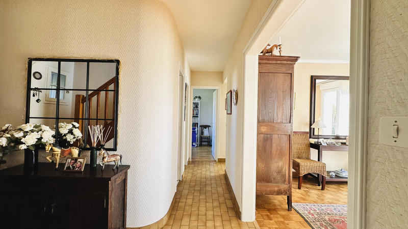 Maison - 135 m² - 8 pièces