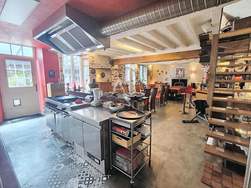 Maison - 135 m² - 6 pièces